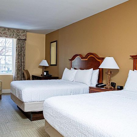 Hampton Inn Charleston-Historic District Екстер'єр фото
