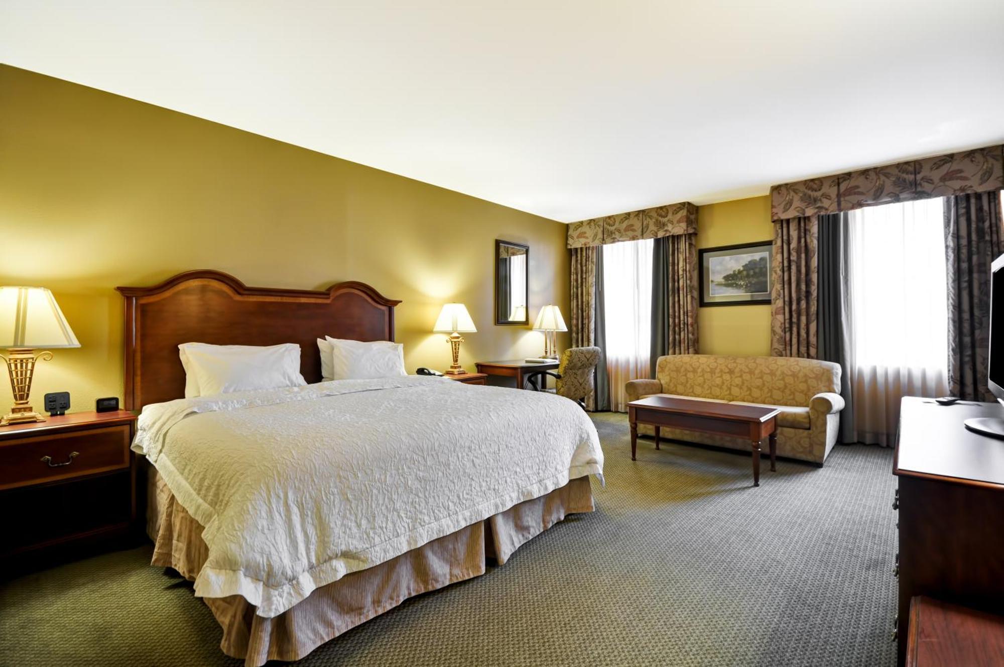 Hampton Inn Charleston-Historic District Екстер'єр фото