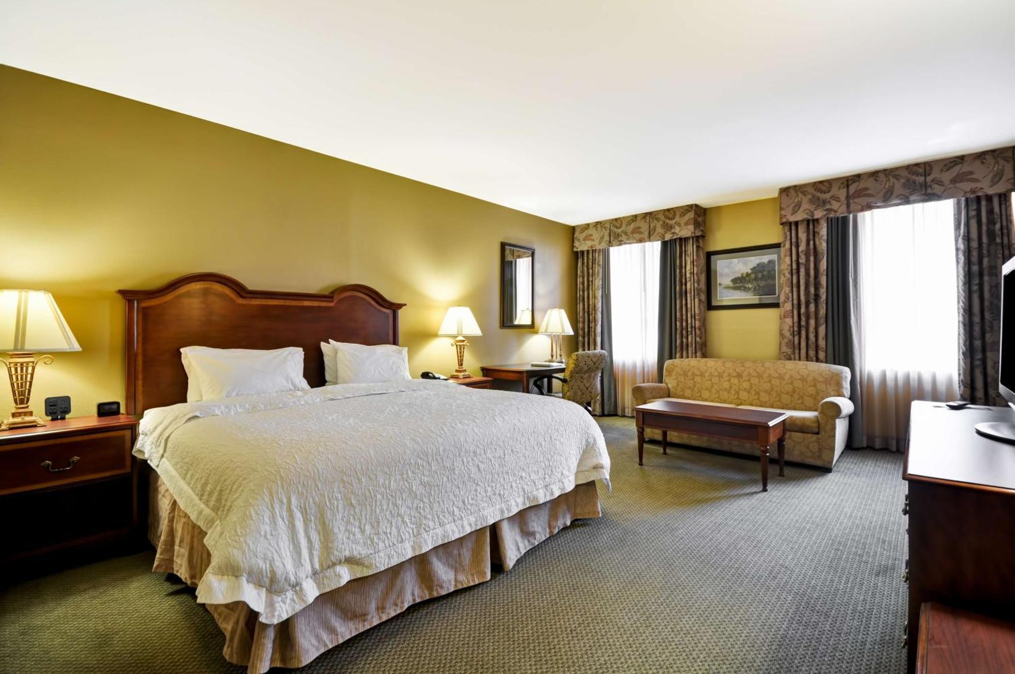 Hampton Inn Charleston-Historic District Екстер'єр фото