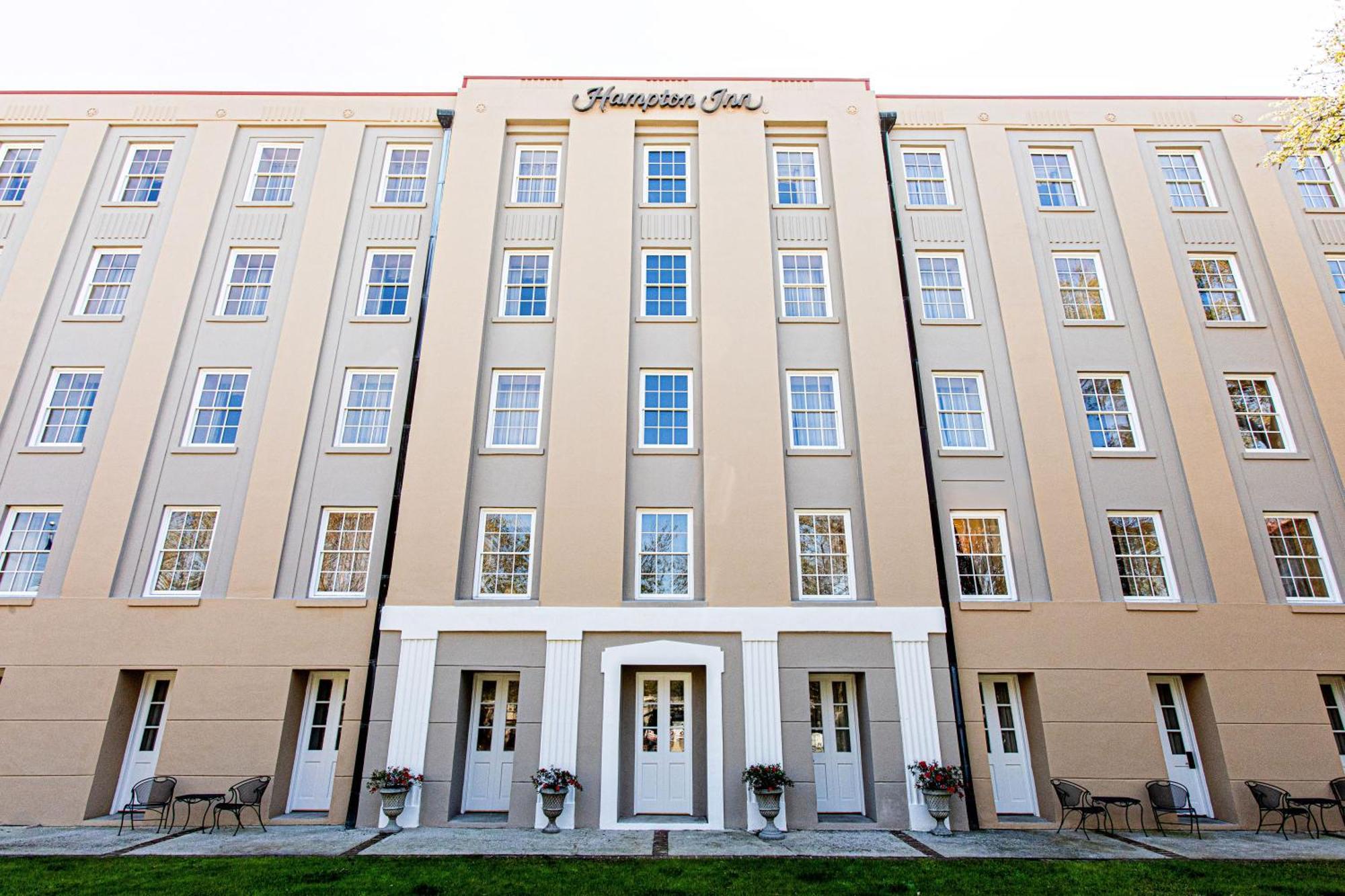 Hampton Inn Charleston-Historic District Екстер'єр фото