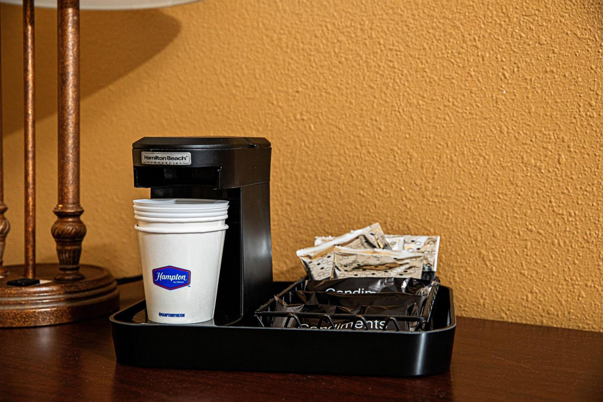 Hampton Inn Charleston-Historic District Екстер'єр фото